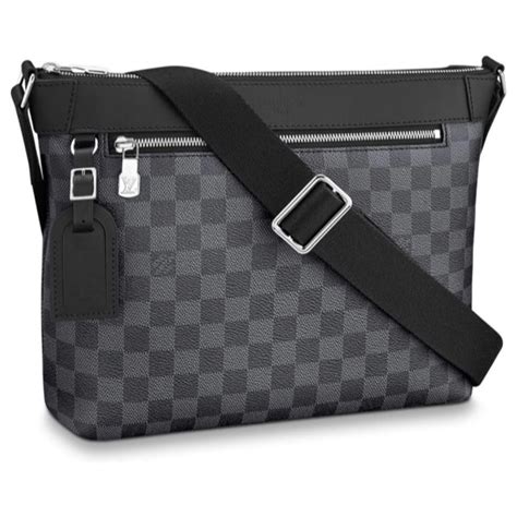 sacoche louis vuitton homme prix|sacoche louis vuitton messenger mm.